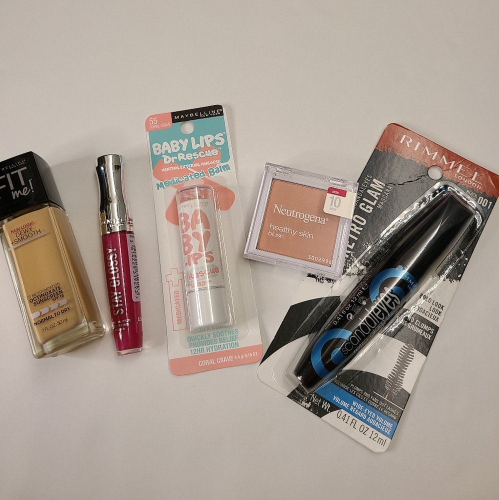 Makeup bundle